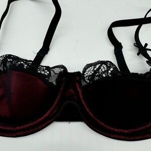 So So Sexy Two Tone Lace Lightly Padded Underwire Bra- Size 36B